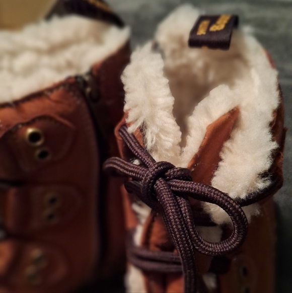 Dr Martens Butter Soft Fur Boots 1460 - Picture 11 of 13